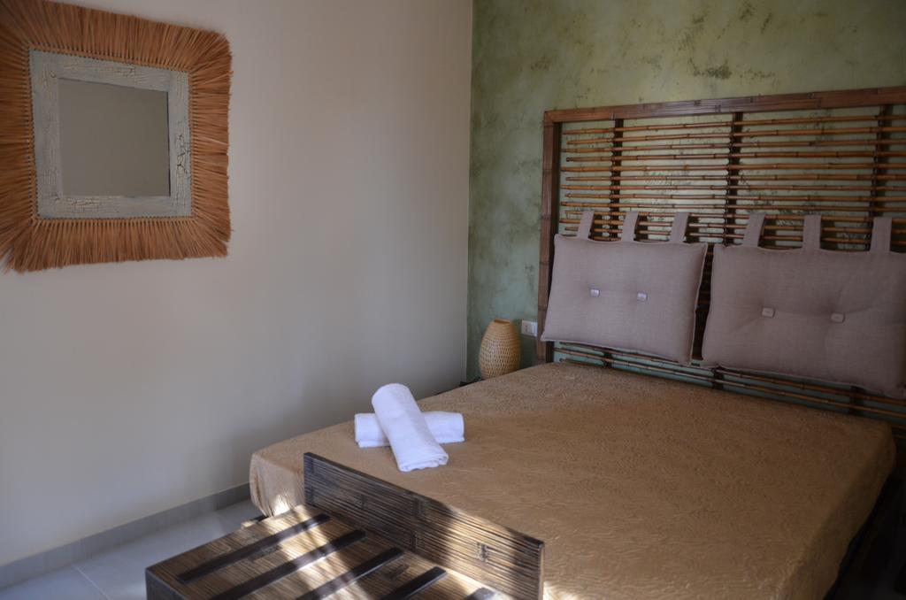 B&B Albatros Кастеллуццо Экстерьер фото